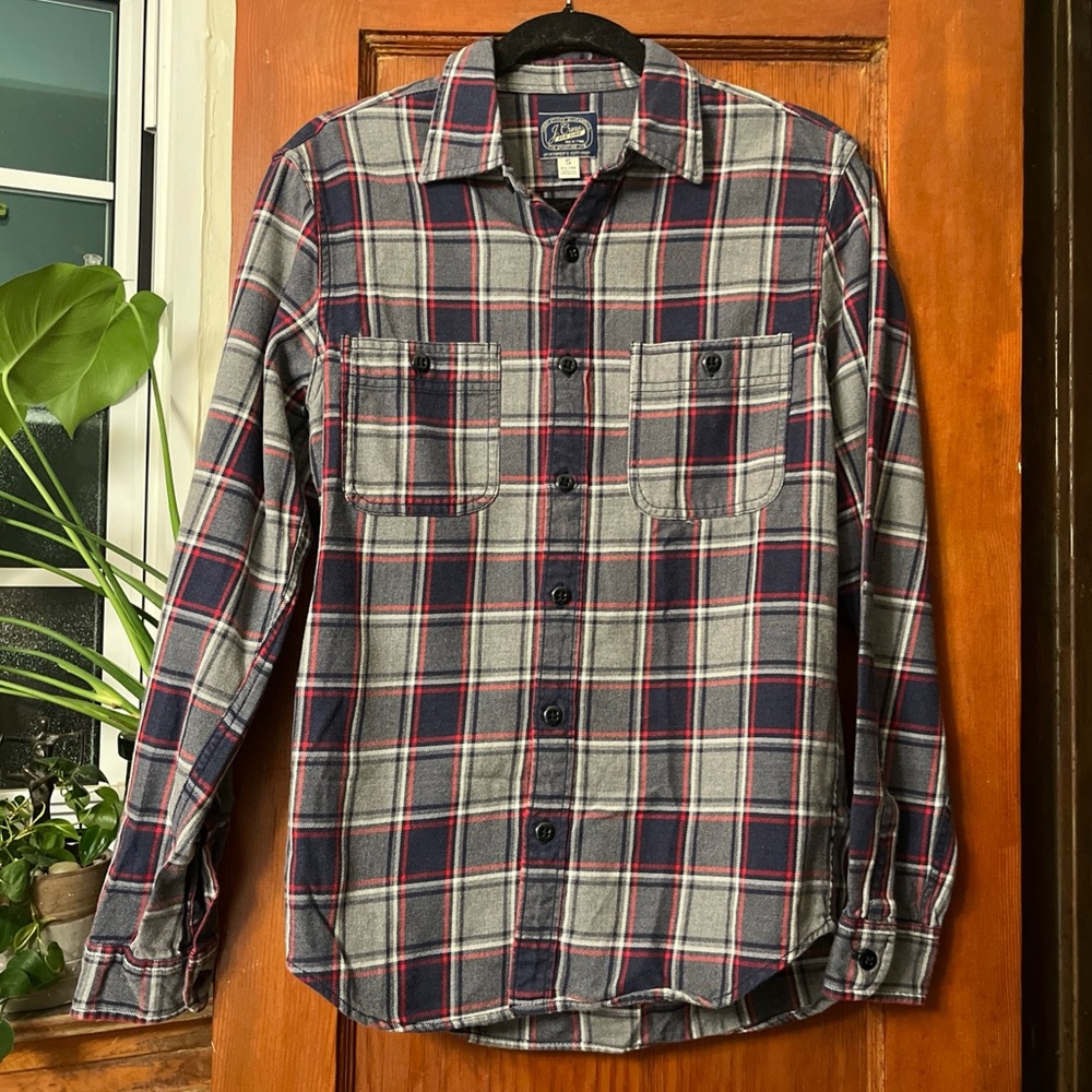 J. Crew Long Sleeve Men’s Plaid Winter Button-up Shirt Size Small Slim